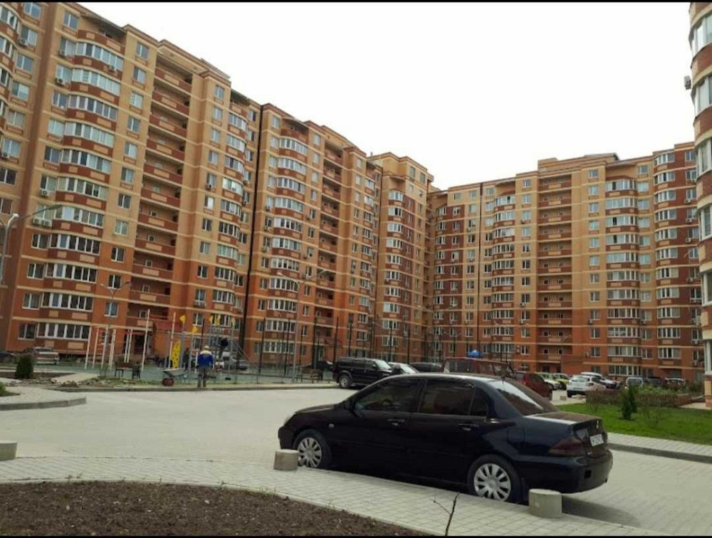 Срочно! 2х комнатная 60 метров за 34 000 Одесса - изображение 1