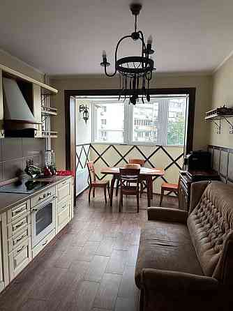 Зниження вартості! Продаж великої 3-кімнатної квартири Київ