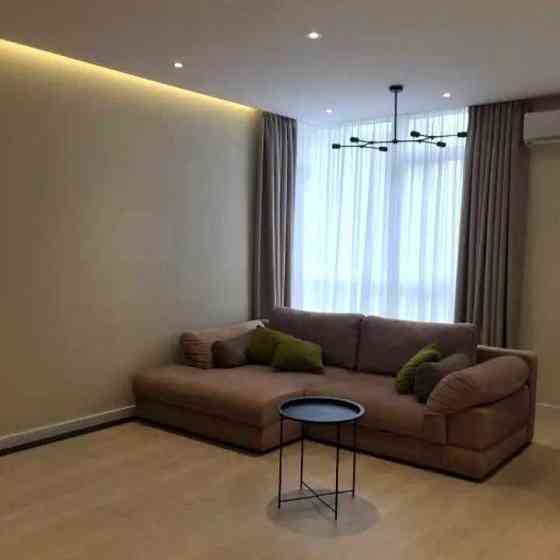 Оренда стильної трикімнатної  квартири в ЖК  Французский квартал 2 Київ