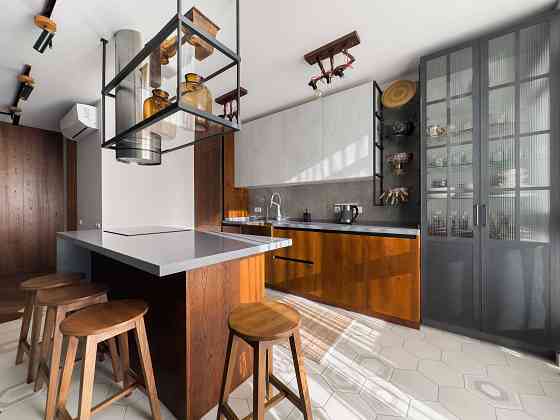 ФК 2, Предславинська 40, стильна 2к  квартира, генератор, Либідська Київ