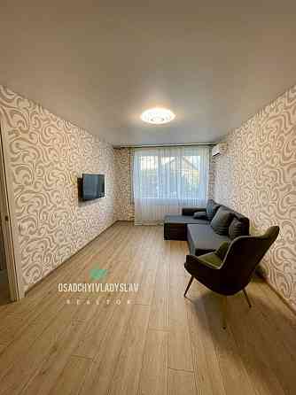 2к біля парку Шевченко, вул. Акінфієва, паркомісце у дворі! Дніпро