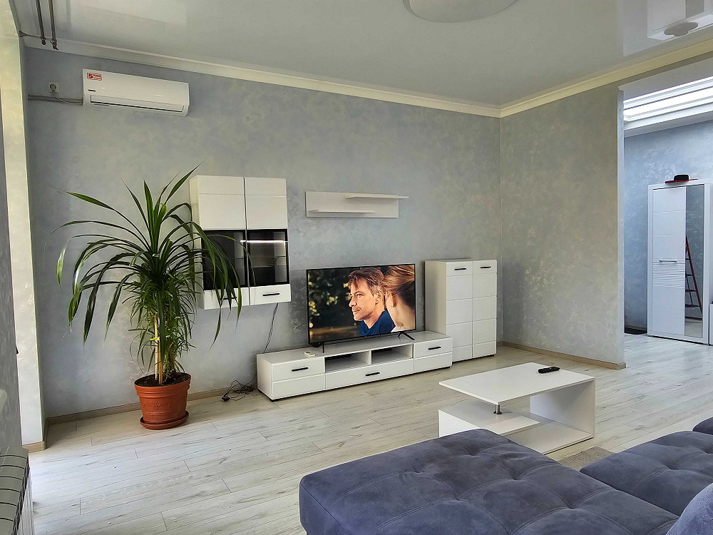 В самом сердце города, на проспекте Почтовом, 65 кв.м. Кривий Ріг - зображення 7