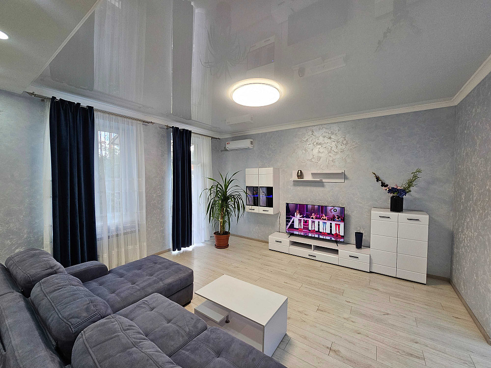 В самом сердце города, на проспекте Почтовом, 65 кв.м. Кривий Ріг - зображення 6