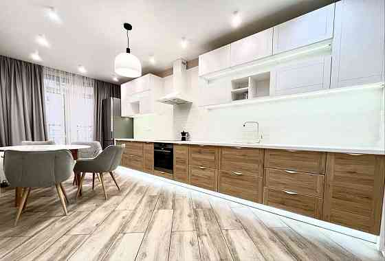 Світла простора двокімнатна квартира! ЖК АДАМАНТ adamant Київ