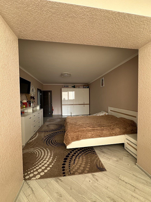 Продається однокімнатна велика,сучасна ,стильна  квартира Івано-Франківськ - зображення 1