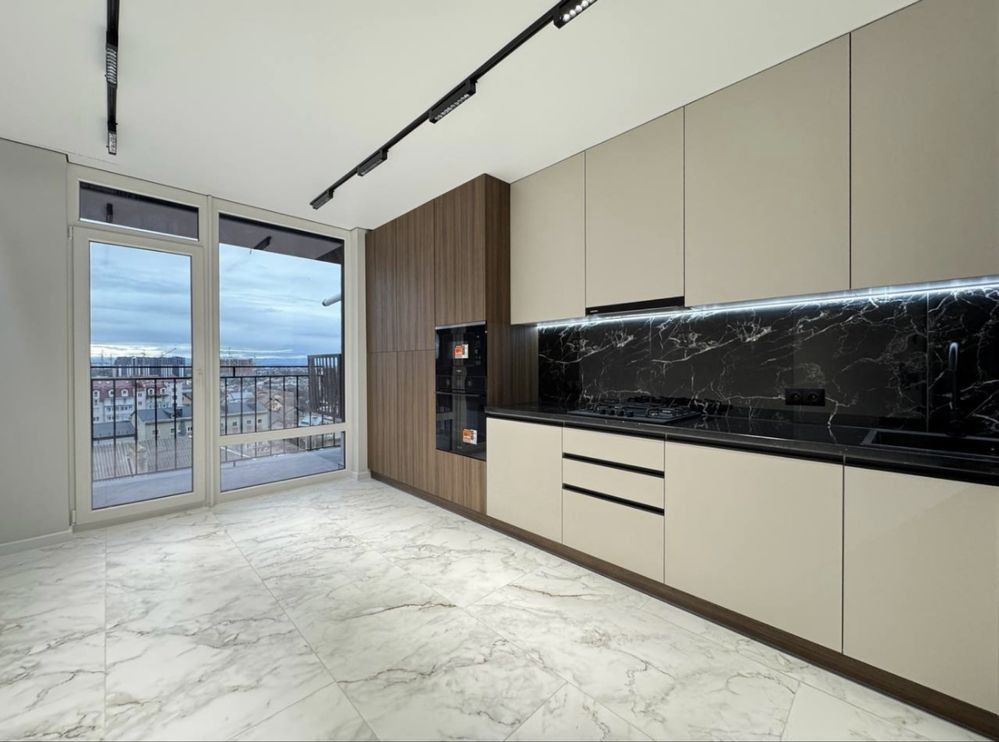 Велика однокімнатна квартира з ремонтом Івано-Франківськ - зображення 1