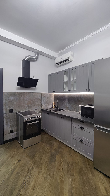 Однокімнатна квартира в Центрі Києва біля ТЦ Гулівер Київ - зображення 1