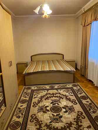 Аренда 2 к квартиры 55 кв м Леси Украинки 24 Б Печерск центр Київ