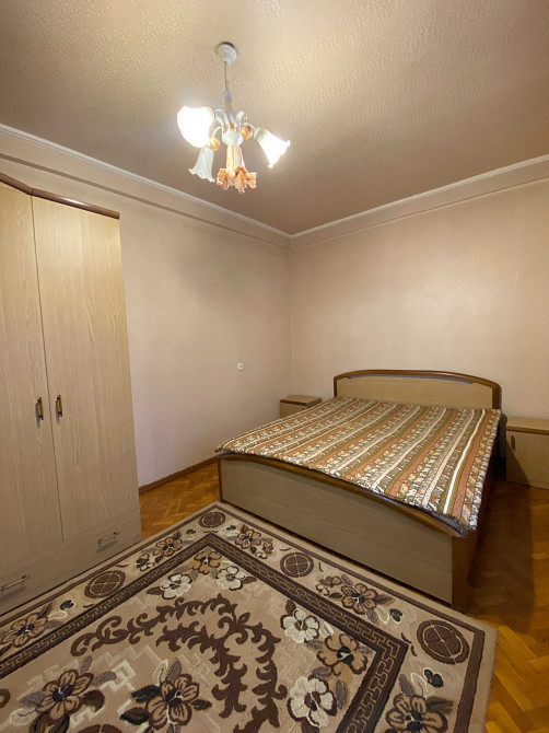 Аренда 2 к квартиры 55 кв м Леси Украинки 24 Б Печерск центр Київ - зображення 4