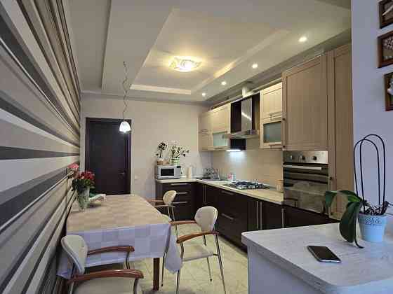 Довгострокова оренда дворівневоі квартири Софиевская Борщаговка