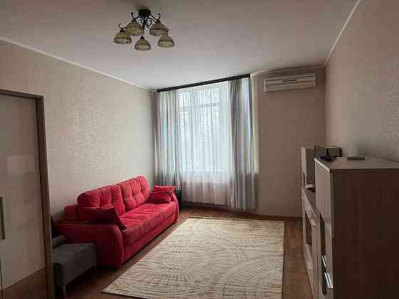 СВОЯ 3-кімн. Золоті Ворота. Львівська площа. Кудрявський узвіз, 3Б Київ