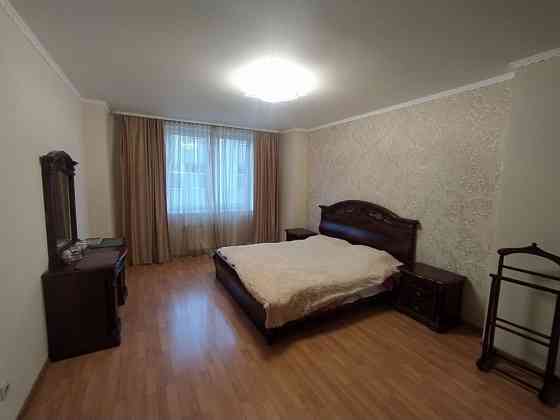 Оренда квартири Лівобережна Окіпної4 Київ