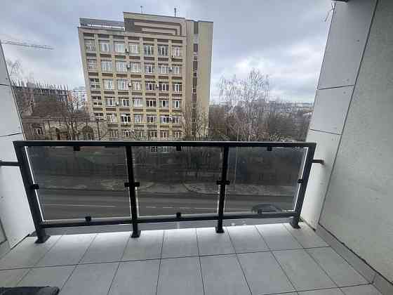 Здається 2-х кімнатна в Куб Хаусі Черновцы