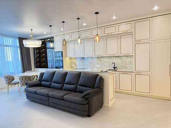 Сдам 3 комнатную вид море Одесса