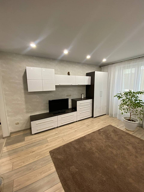 Здається 1-но кімнатна квартира р-н Казбет Вязовок - изображение 1