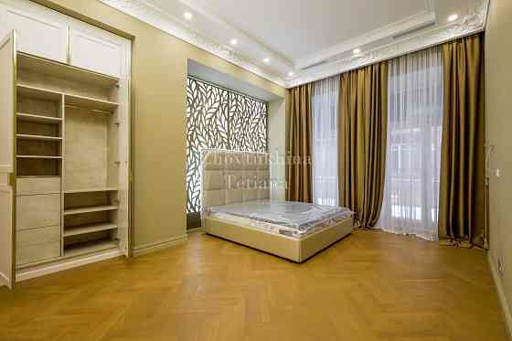 Квартира в царском доме с идеальным сочетанием истории и срвременности Київ