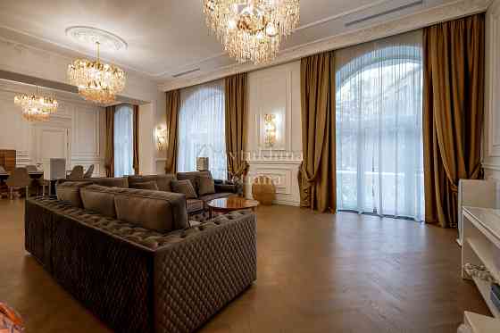 Квартира в царском доме с идеальным сочетанием истории и срвременности Київ