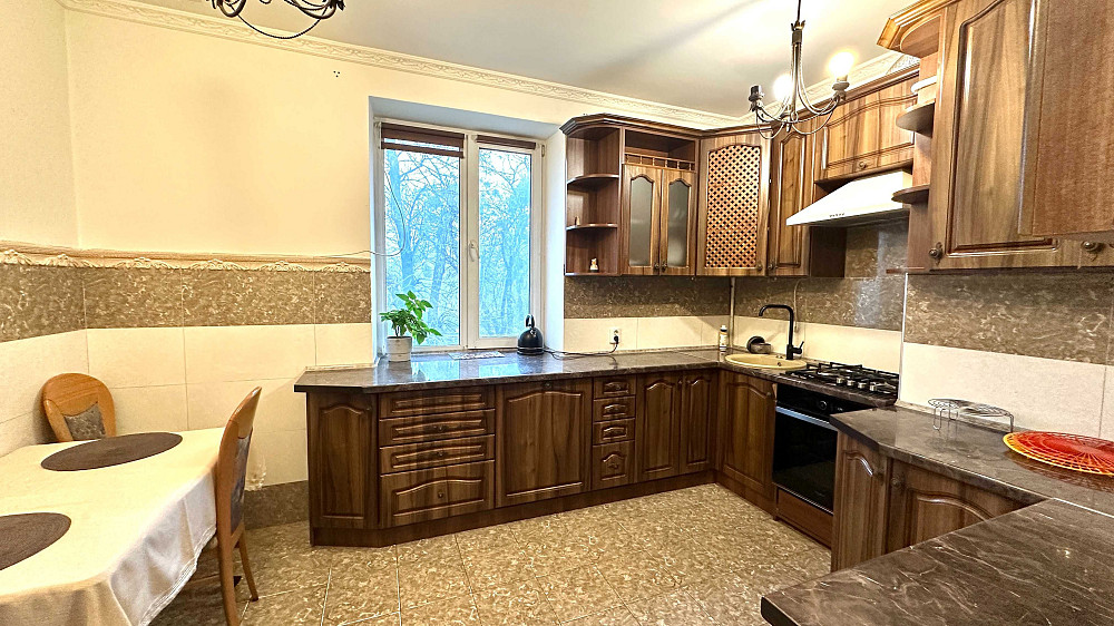 Оренда 2 кім. квартири (особисте подвірʼя) Львов - изображение 1