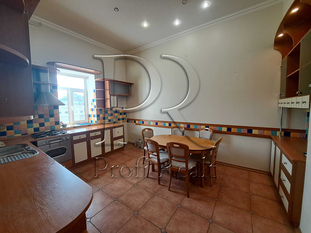 Оренда 4 кімнатної квартири на Хрещатику вулиця Богдана Хмельницького Київ - зображення 3