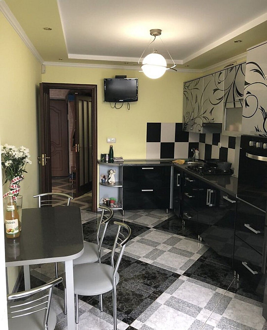 Продаж квартири вул.Мазепи Ивано-Франковск - изображение 1