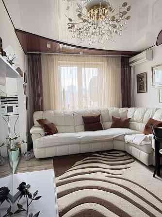 Митниця 3 кімнатна квартира "Зайти і Жити" Черкассы