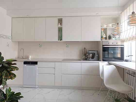 Митниця 3 кімнатна квартира "Зайти і Жити" Черкассы