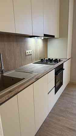 Видова євро 2к квартира з новим ремонтом біля Центрального парку Ирпень