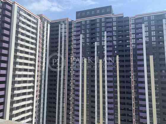 Повітряних сил 56 б,Севастопольська площа. Київ