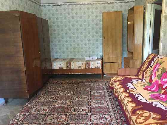 Продам 1-кімнатну Дніпровський р-н. Будівельників 12. м.Дарниця 20 Київ