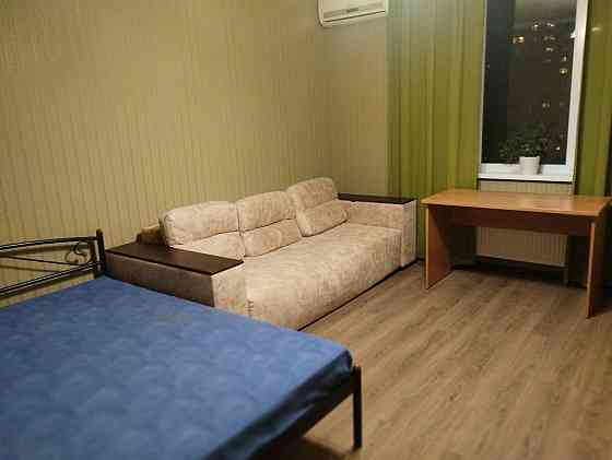 1-к. Драгоманова 6/1, Позняки рядом Ашан Київ