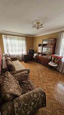 Здаю двокімнатну квартиру на пл.Визволення Кривой Рог