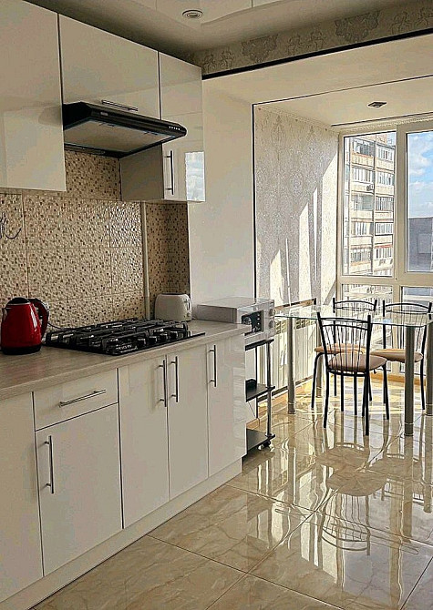 Здається видова, велика однокімнатна квартира! Люкс! Запоріжжя - зображення 1