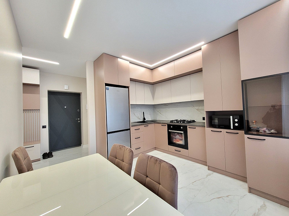 2к. Новобудова! Авт.опал!  1/10ц, 62м2, Євро, меблі, техн! Луцк - изображение 1