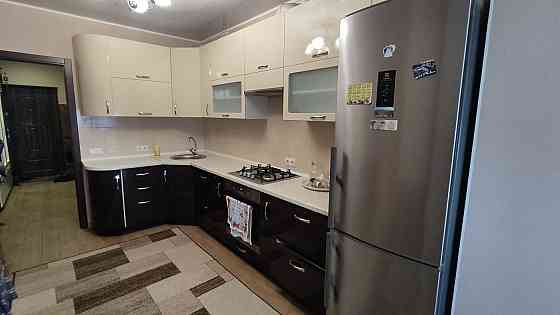 Аренда 2 кв. 53 м.кв., на Победе-2 в ЖК Набережный Квартал. Дніпро