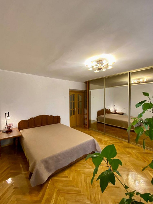 Сдадим 3 комнатную в Шевченковском районе Київ - зображення 1