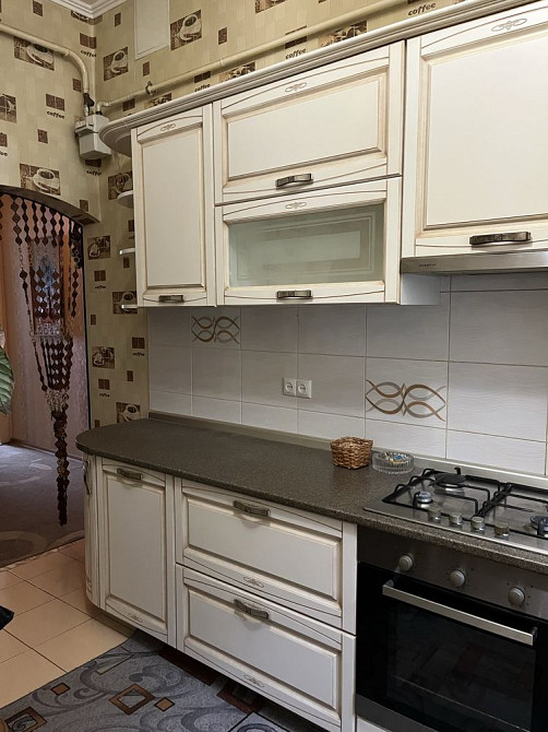 Здається трьох кімнатна квартира в центрі міста Черновцы - изображение 1