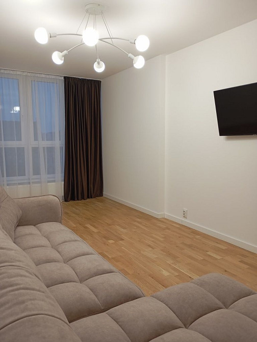 Центр. Перша здача. Видова 3 кімн. квартира Івано-Франківськ - зображення 6