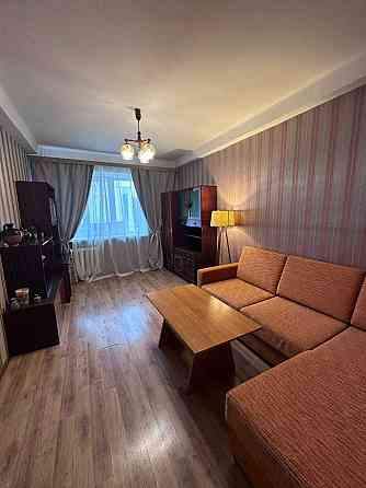 Солом'янська 14, затишна, простора  2 кімн.квартири Киев