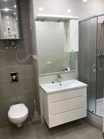 1-но кімнатна метро Позняки (Драгоманова 38а) Від власника Киев