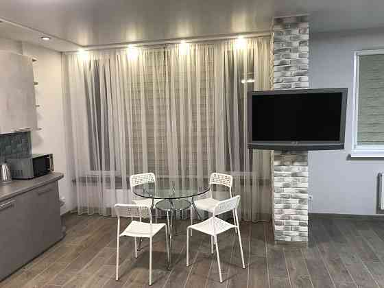 1-но кімнатна метро Позняки (Драгоманова 38а) Від власника Киев