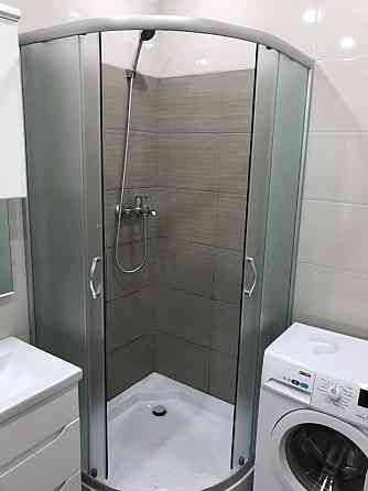 1-но кімнатна метро Позняки (Драгоманова 38а) Від власника Киев