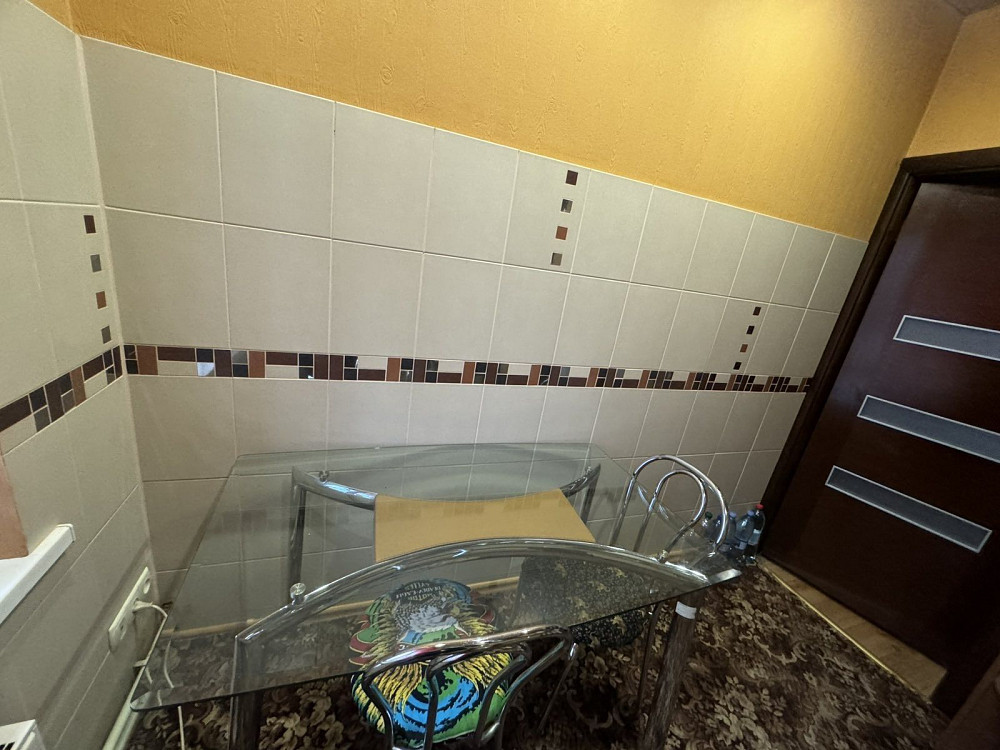 Сдам 2 ком.квартиру пр.Аношкина Кам`янське (Запорізька обл.) - зображення 2