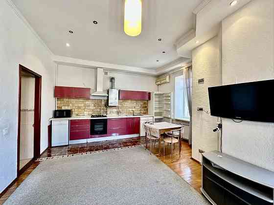 Аренда трехкомнатной квартиры в Аркадии. Посмитного Одесса