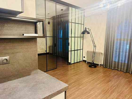 Оренда 1к квартири ЖК Нова Англія Максимовчиа 26 будинок Кембрідж Київ