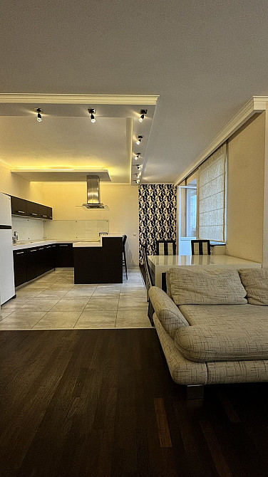 Квартира 3к, жк Голосеевский, метро Демеевская, паркинг, генератор Київ - зображення 1