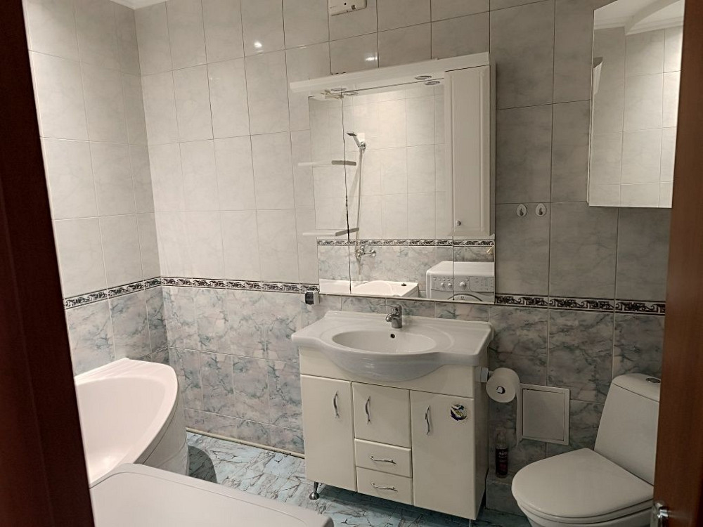 Довгострокова оренда квартири Луцк - изображение 8