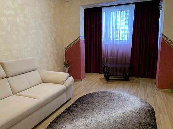 Оренда затишної 3 х к квартири Караваєві Дачі Київ