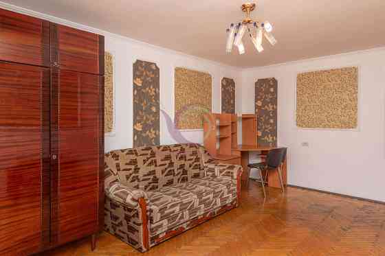 3-к. квартира з меблями за вул. В. Великого Черновцы