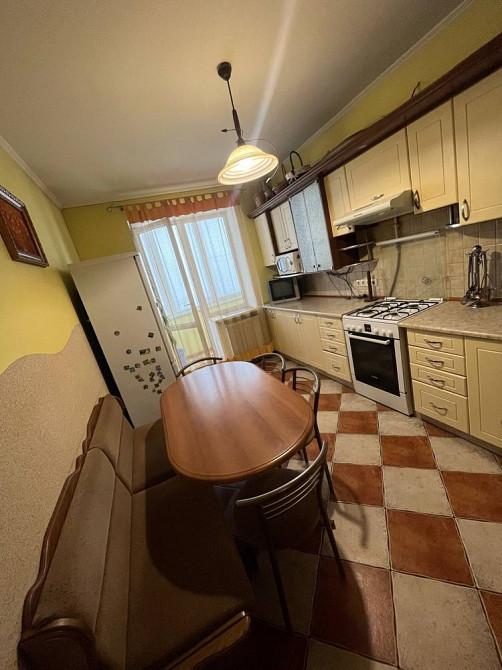 Продаж 2 км  просторої квартири неподалік центру Івано-Франківськ - зображення 2