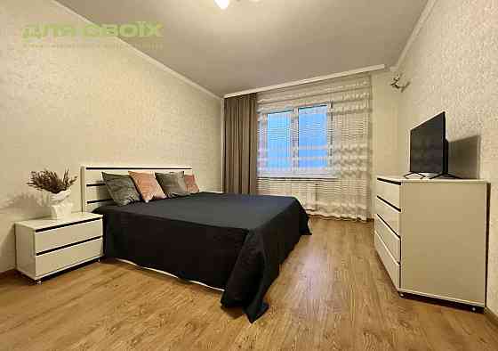 Продається 2к квартира з ремонтом  / ЖК The Lakes / м. Деміївська Киев